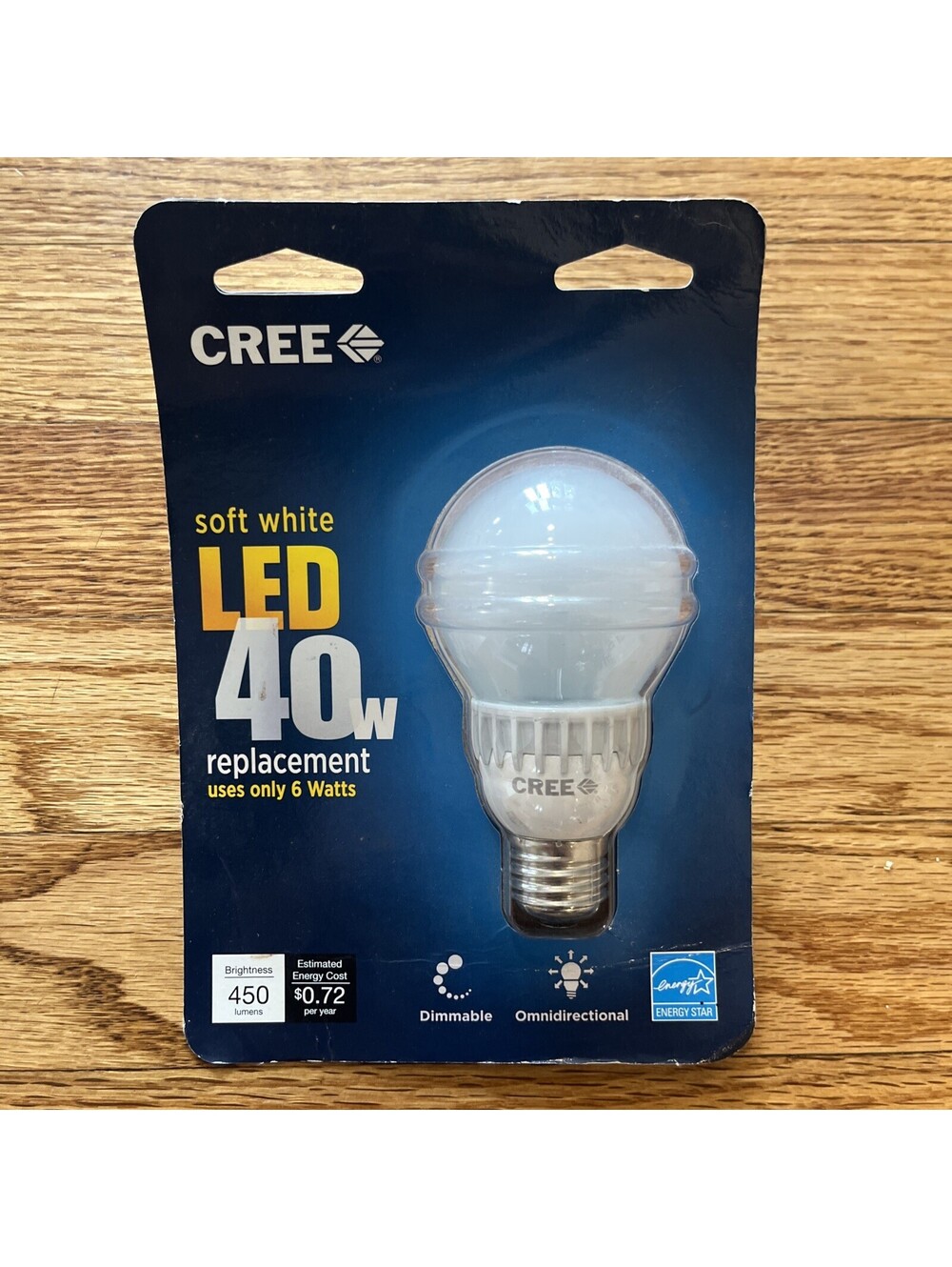 CREE Soft White LED 40W (6W) Dimmable Bulb 2700K 450 Lumens A19
